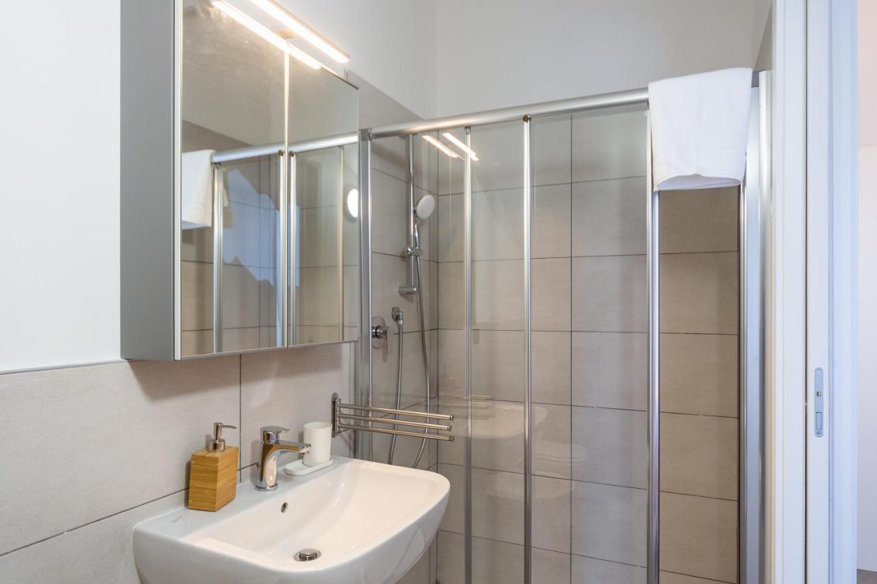 Khl Apartments Milan Exterior photo